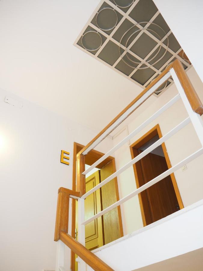 Sleep Inn Hostel บูคาเรสต์ ภายนอก รูปภาพ